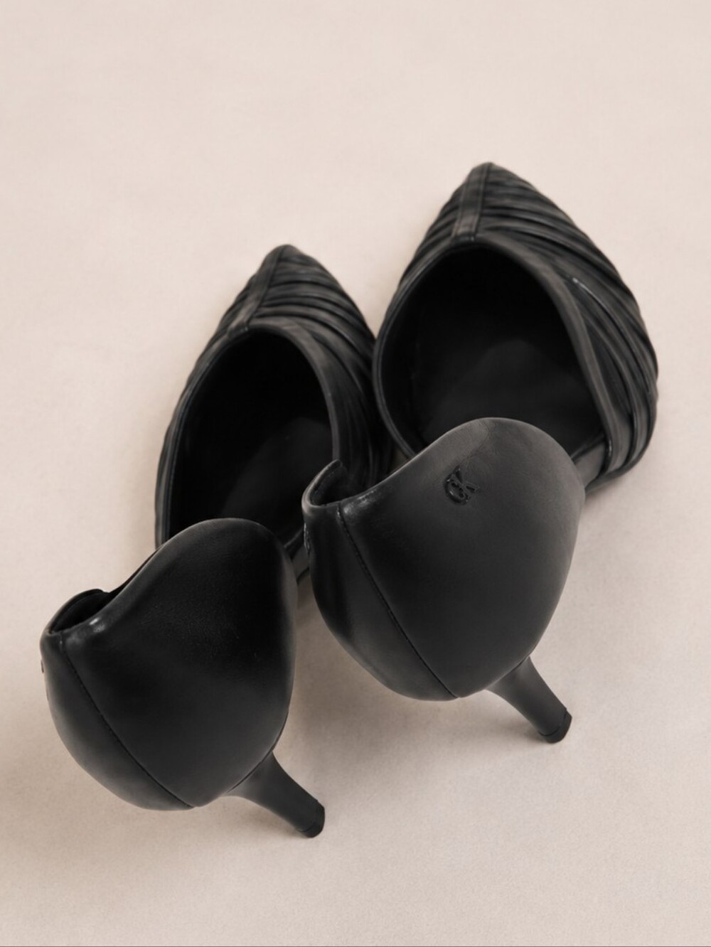 CK Black Ruched Pointed Toe Stiletto Heels Designer Dress Pumps - Picture 10 of 11
